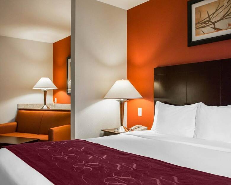 Hotel Comfort Suites Vero Beach I-95