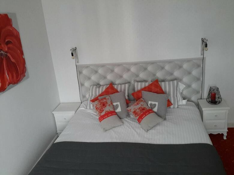 Bed & Breakfast Villa C�t� Cour