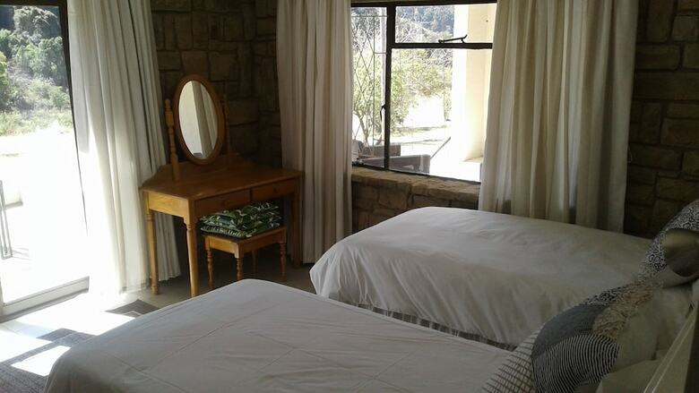 Hotel Ledges Retreat