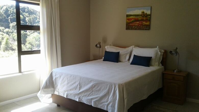 Hotel Ledges Retreat