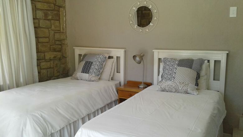 Hotel Ledges Retreat