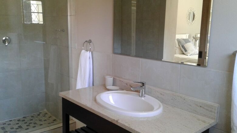 Hotel Ledges Retreat