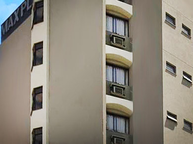 Max Plaza Hotel