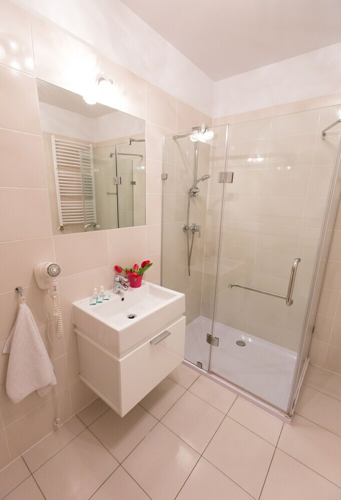 Pcd Aparthotel Ochota