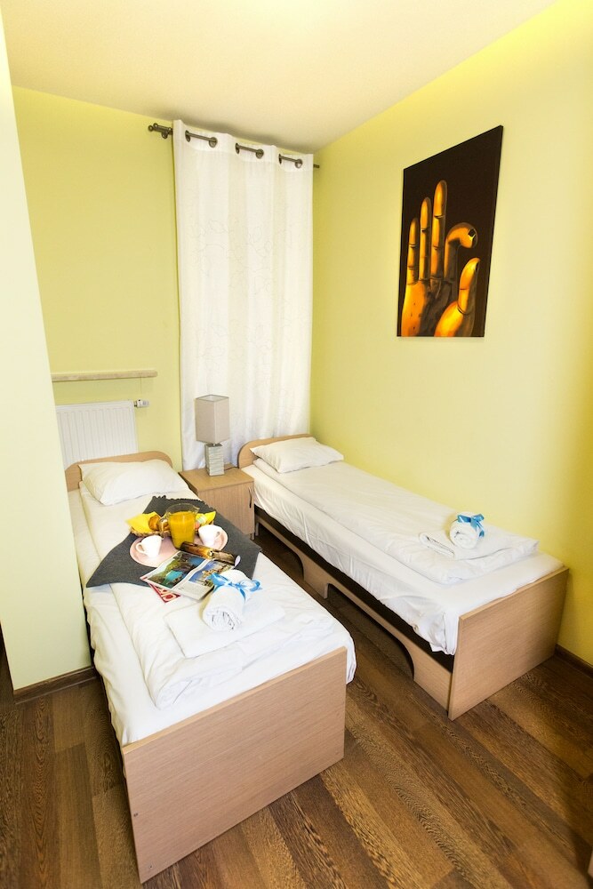 Pcd Aparthotel Wola