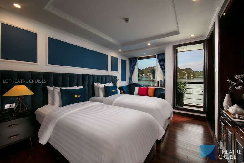 Le Theatre Cruise