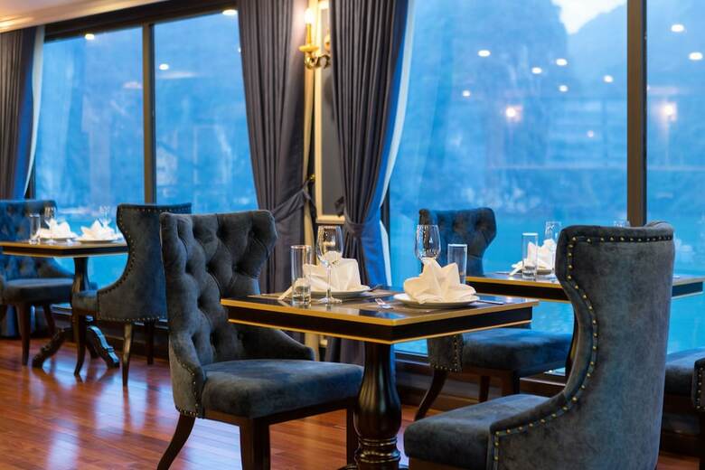 Le Theatre Cruise