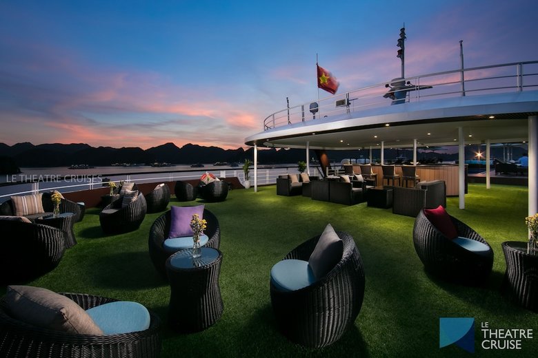 Le Theatre Cruise