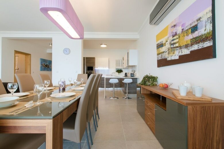 Apartamentos Seaview Apt Incl Pool In Sliema