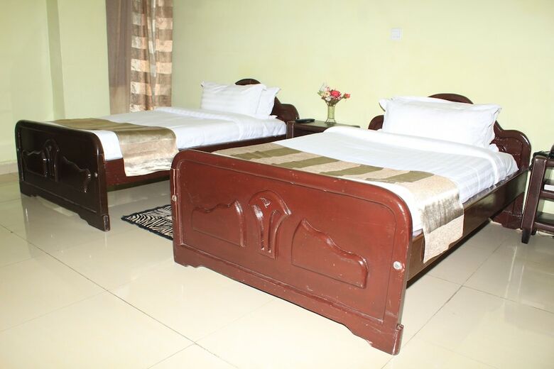 The Legacy Hotel & Suites