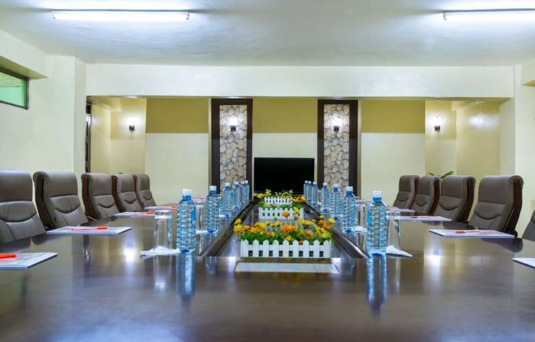 The Legacy Hotel & Suites