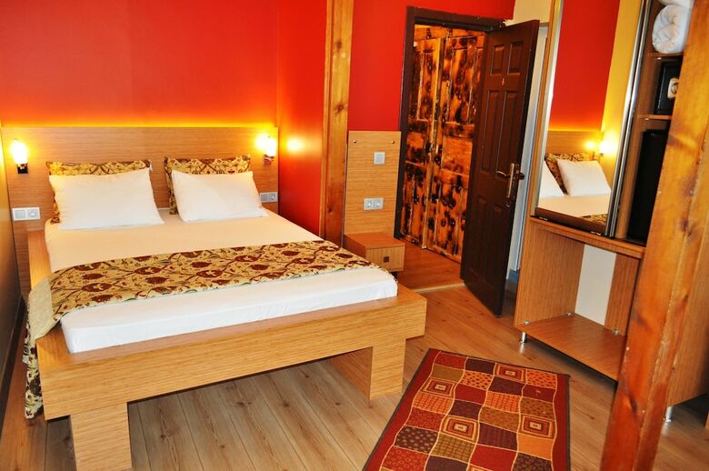 Hostal Antique Hostel & Guesthouse