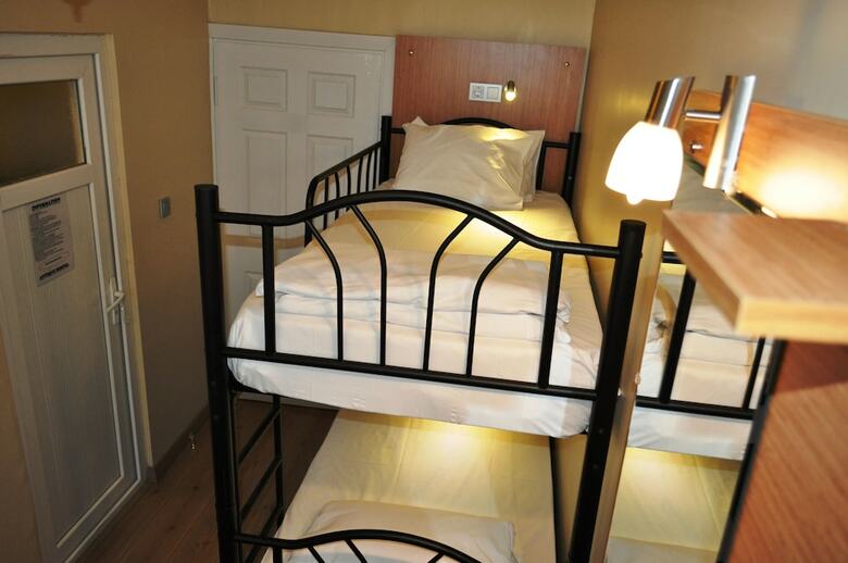 Hostal Antique Hostel & Guesthouse