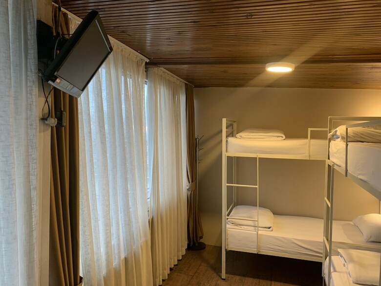 Hostal Antique Hostel & Guesthouse