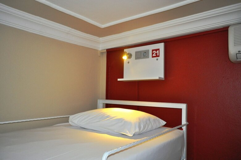Hostal Antique Hostel & Guesthouse