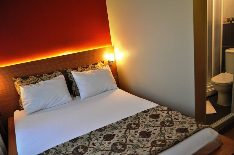 Hostal Antique Hostel & Guesthouse