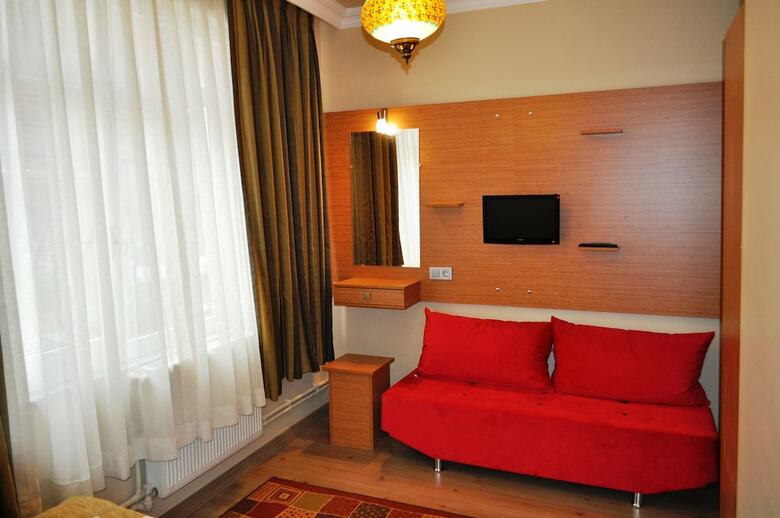 Hostal Antique Hostel & Guesthouse