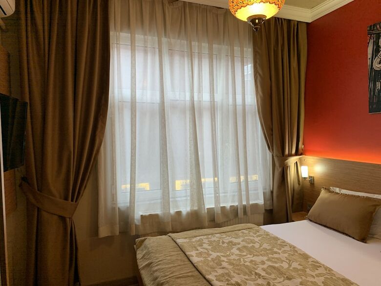 Hostal Antique Hostel & Guesthouse