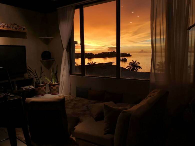Hostal Homy Seafront Hostel