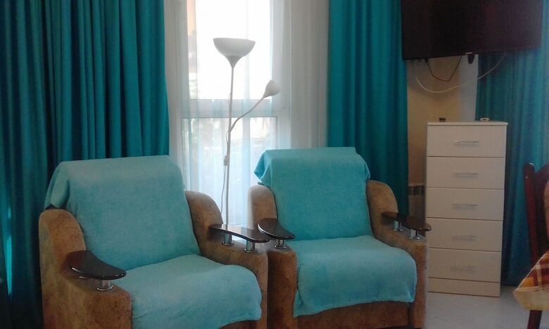 Apartamentos Kvartira U Morya 3