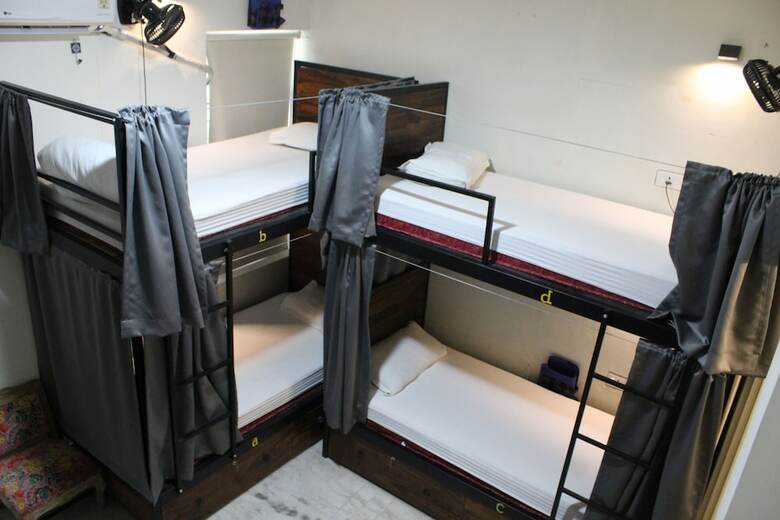 Hostal Hometales