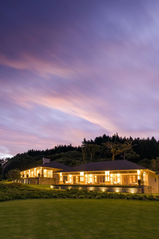 Posada Helena Bay Lodge