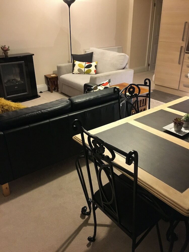 Peel House Apartments