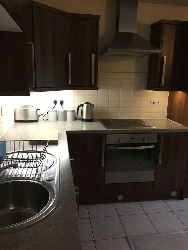 Peel House Apartments