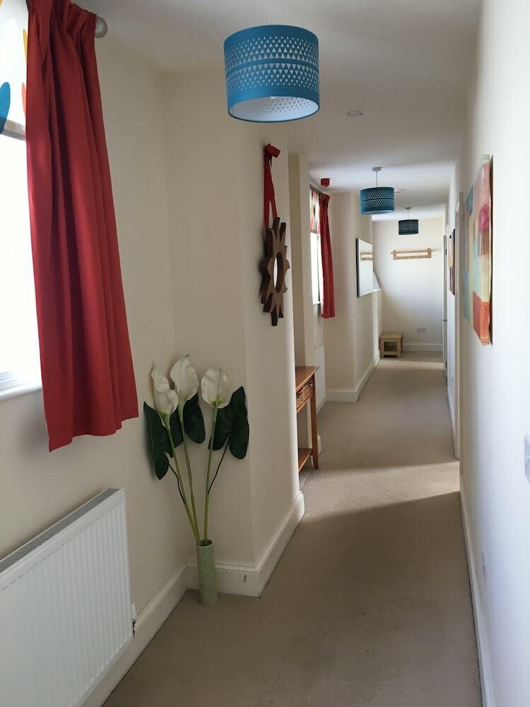 Peel House Apartments