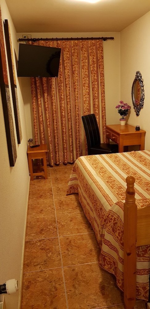 Hostal Plaza