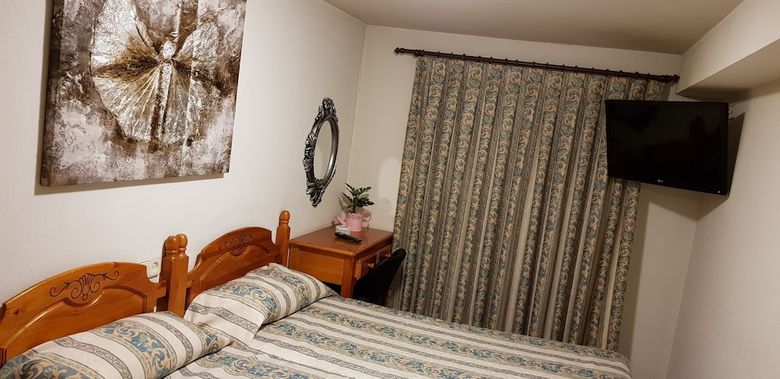 Hostal Plaza