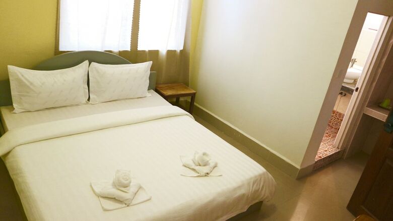 Hostal Pineapple Hostel