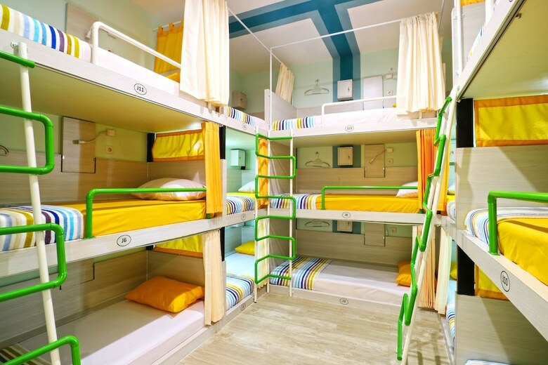 Hostal Mel's Dorm Hostel