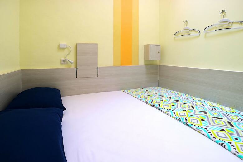Hostal Mel's Dorm Hostel