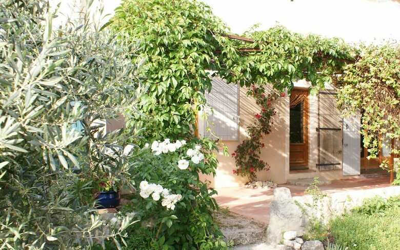 Hotel Chambres D'h�tes Les Oliviers