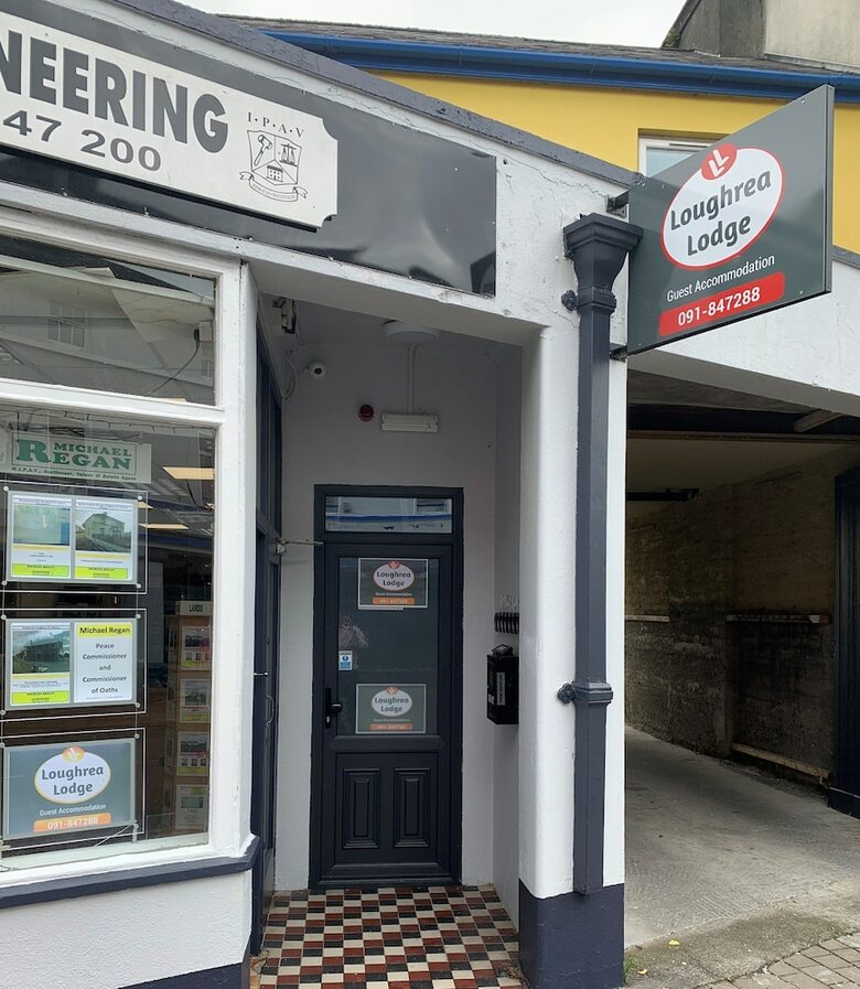 Hotel Loughrea Lodge