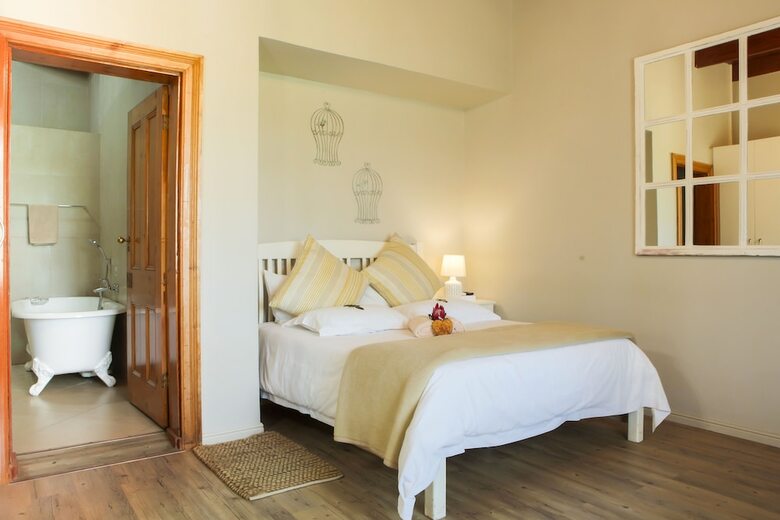Bed & Breakfast Skilpadvlei Wine Farm