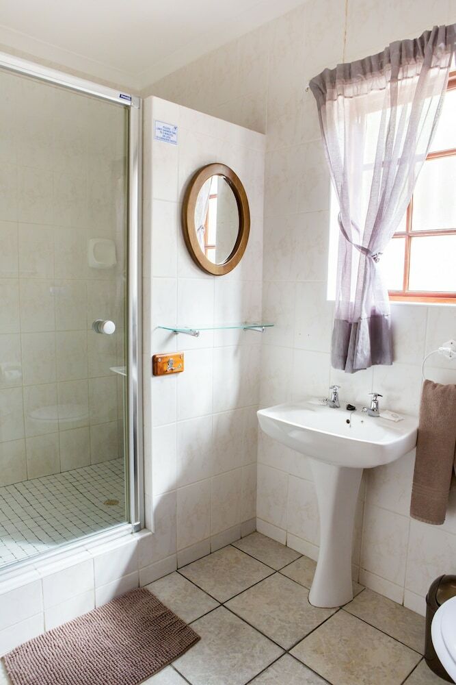 Bed & Breakfast Skilpadvlei Wine Farm