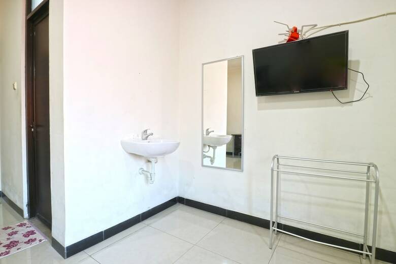Hotel Saloka Guesthouse