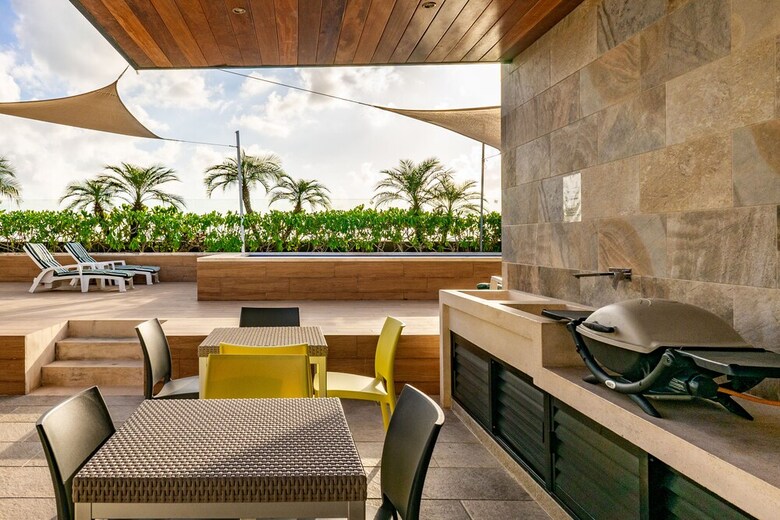 Opal Suites Apartments By Homing Bird.
