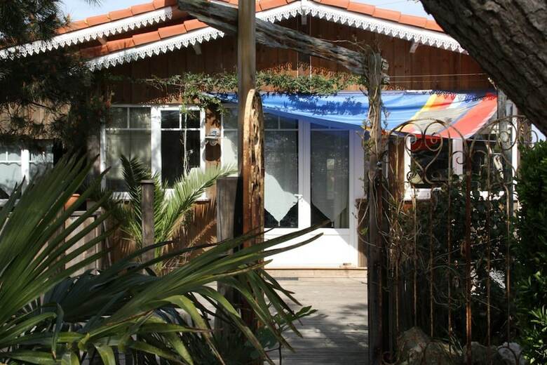 Hotel La Cabane De Bebert