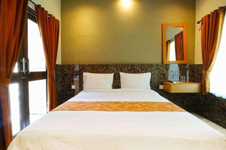 Hotel Lembayung Sari Homestay