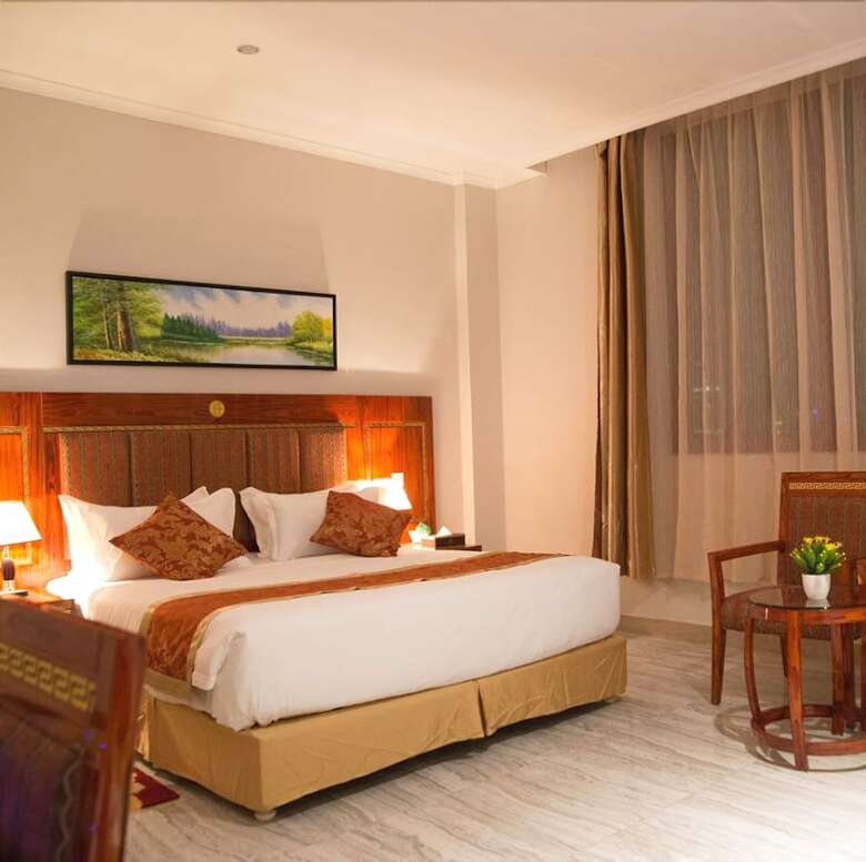 Tiffany Diamond Hotels