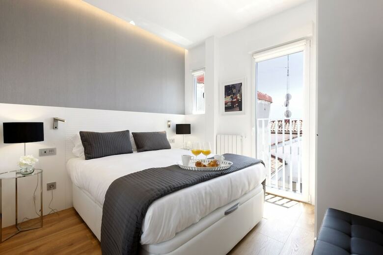 Apartamentos Isabel - Madflats Collection
