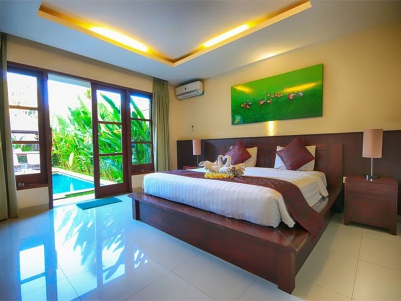 Bukit Kirana Villas