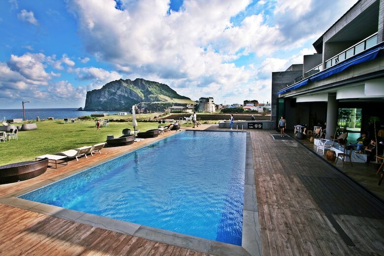 The Cloud Pool&spa