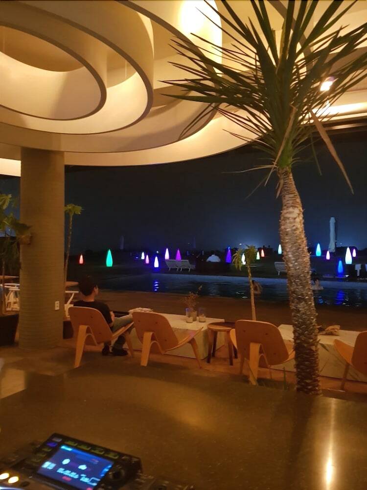 The Cloud Pool&spa