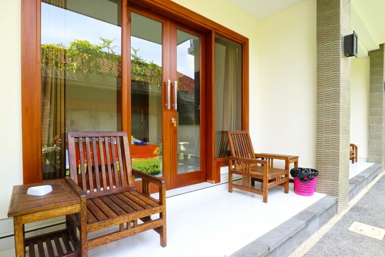 Hotel Gempita House