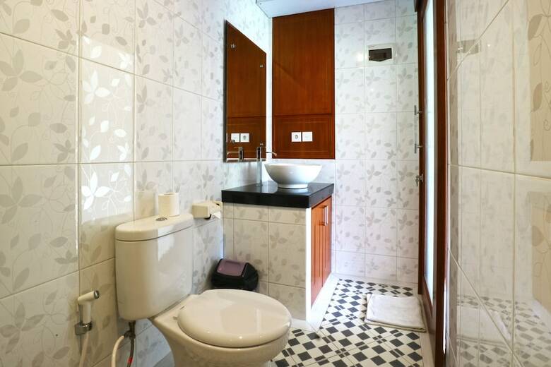 Hotel Gempita House