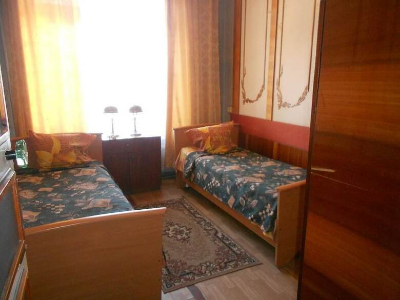 Hotel Transagenstvo I K